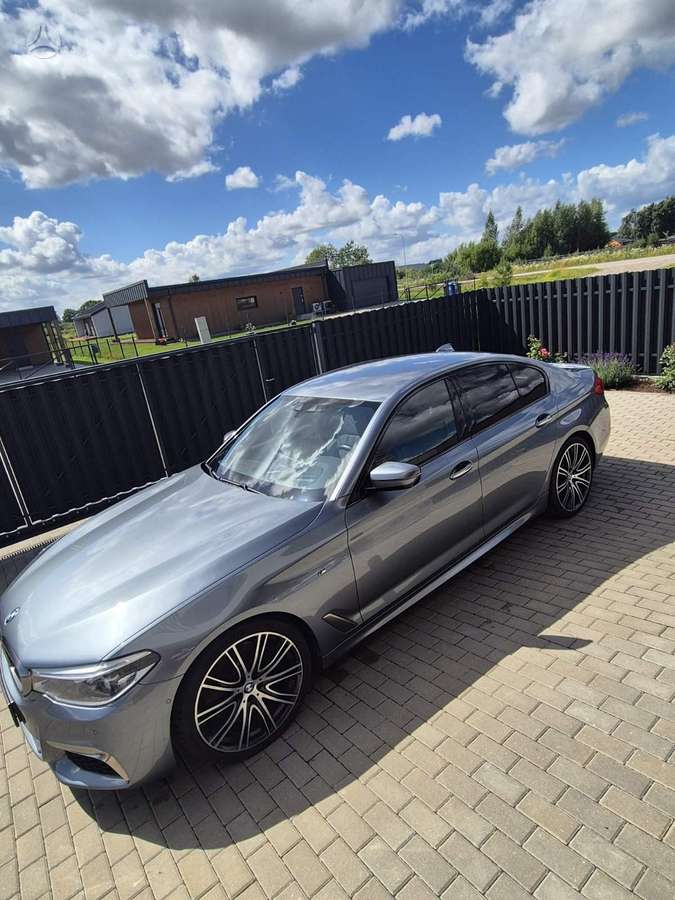 BMW M550, 4.4 l., Седан
