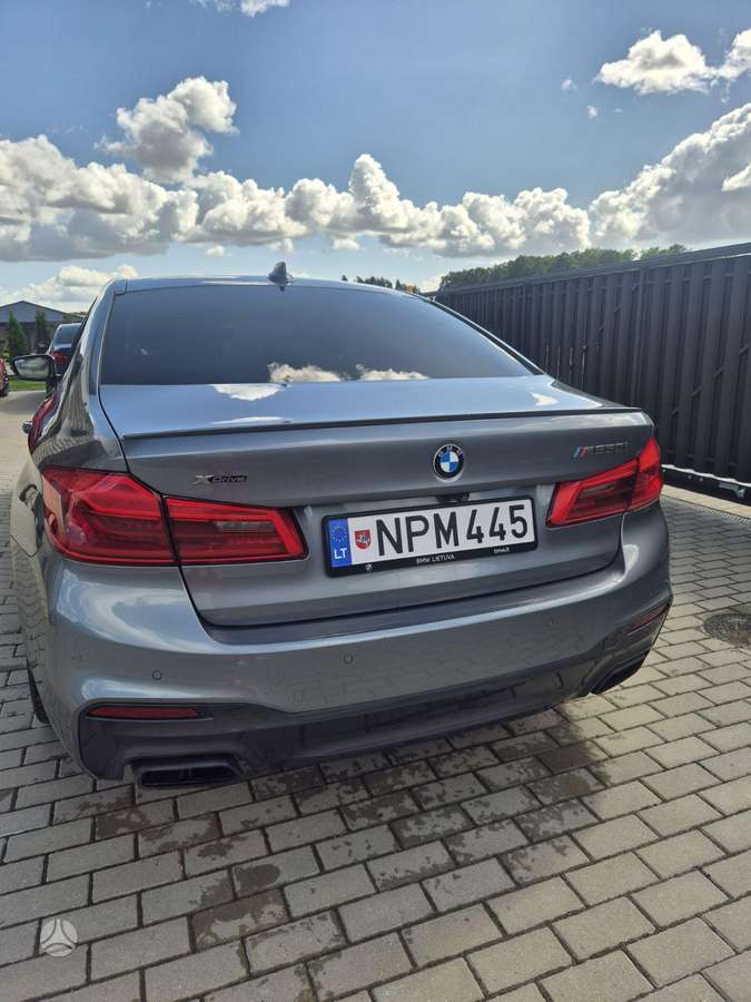 BMW M550, 4.4 l., Седан