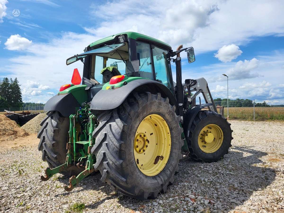 John Deere 6930, tractors