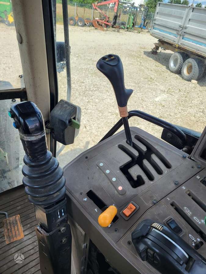 John Deere 6930, tractors