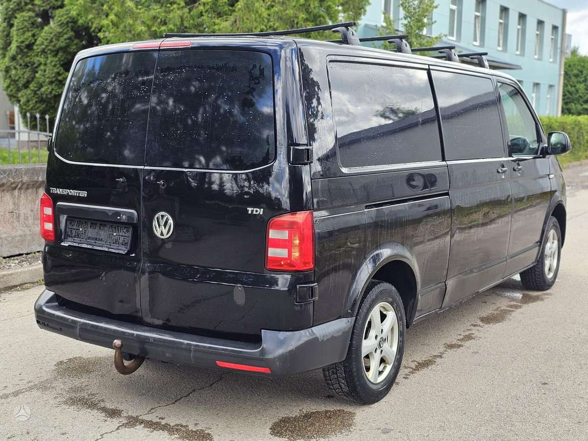 Volkswagen Transporter - 7