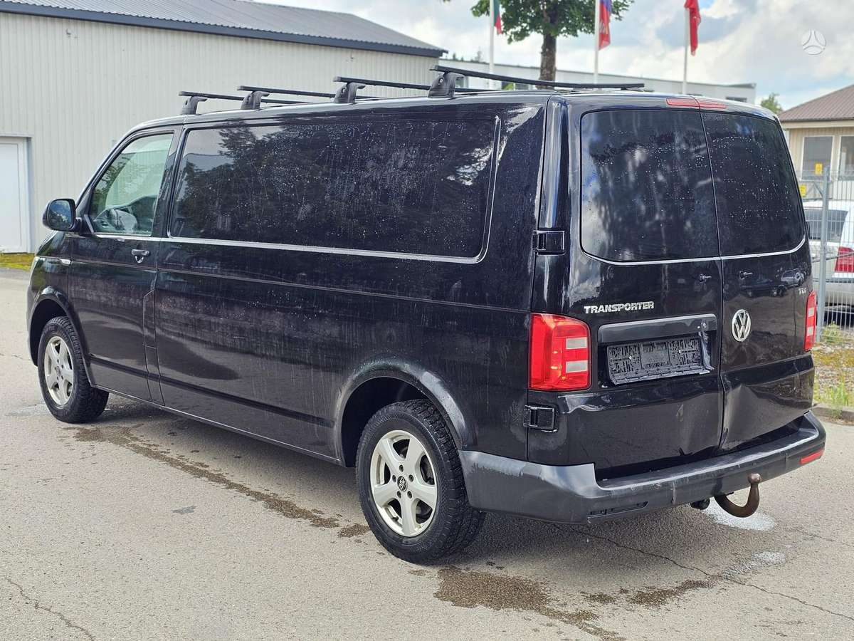 Volkswagen Transporter - 12