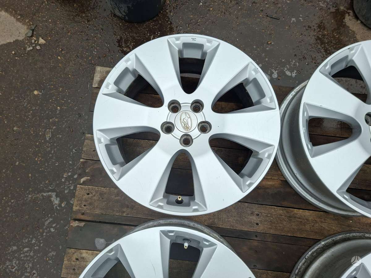 Subaru, lengvojo lydinio, R17
