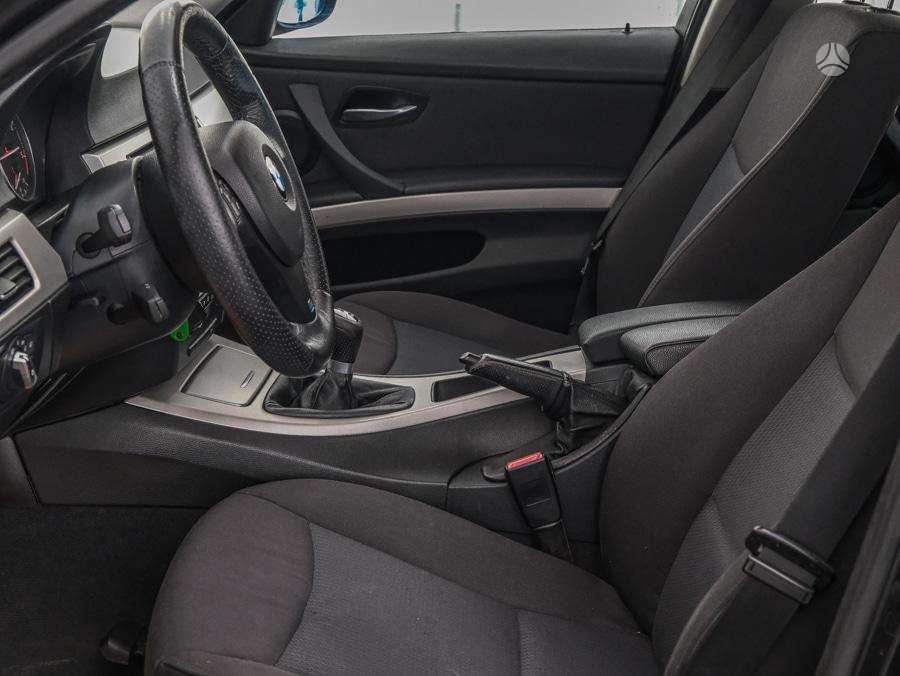 BMW 320, 2.0 l., universalas