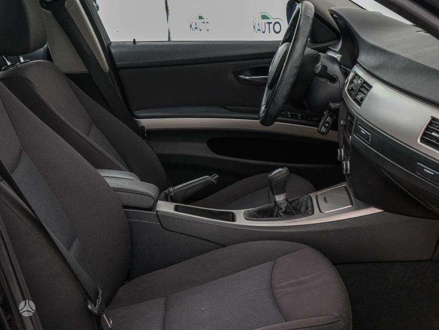 BMW 320, 2.0 l., universalas