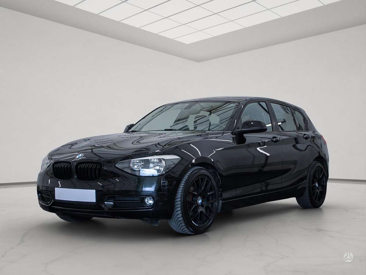 BMW 116, 2.0 l., hatchback