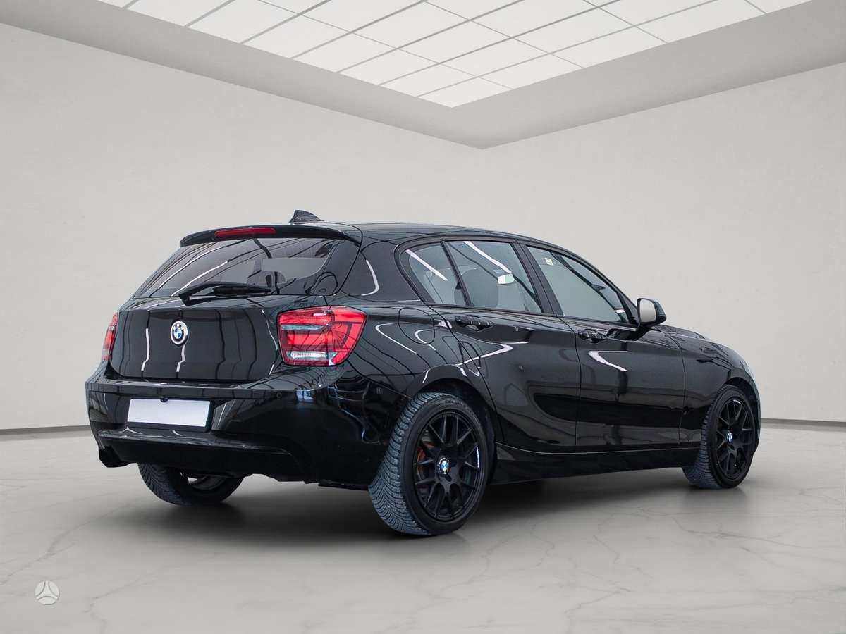 BMW 116, 2.0 l., Хэтчбек