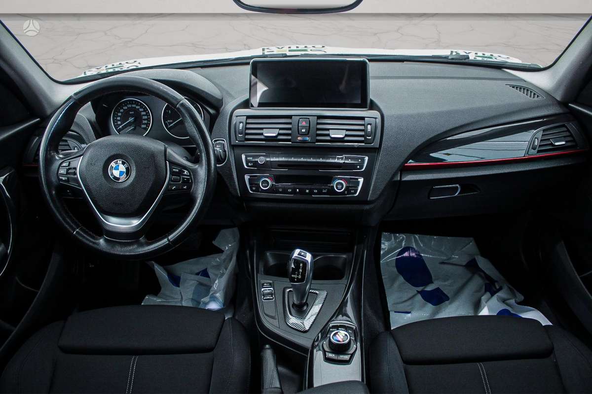 BMW 116, 2.0 l., Хэтчбек