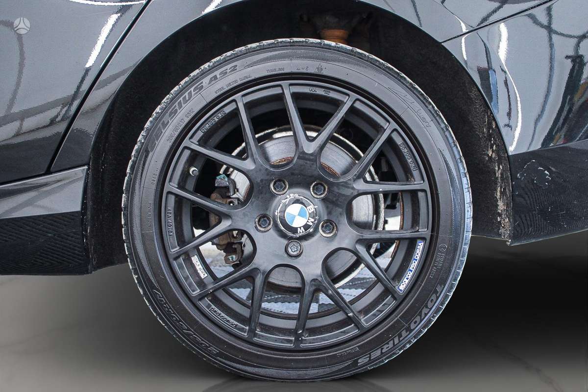 BMW 116, 2.0 l., hatchback