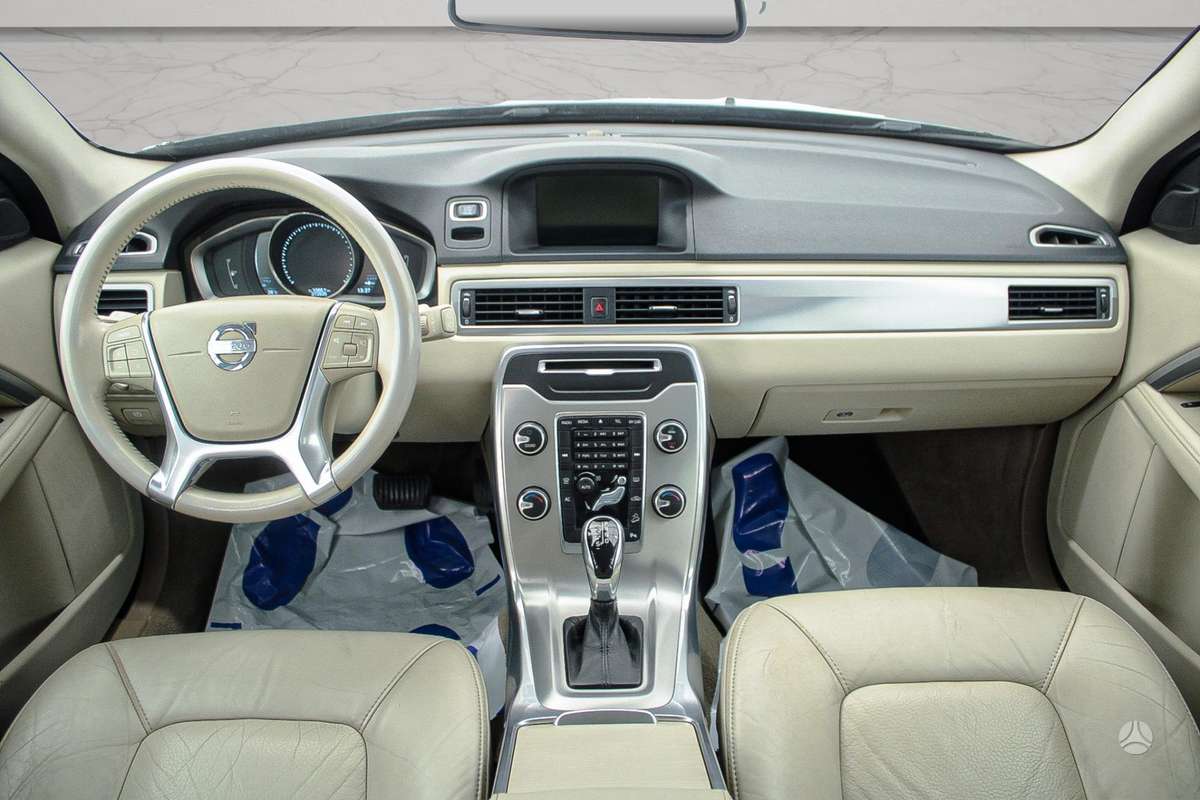 Volvo XC70, 2.4 l., wagon