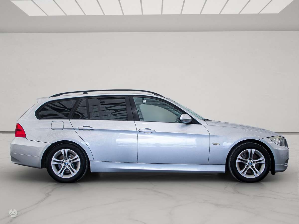 BMW 320, 2.0 l., wagon