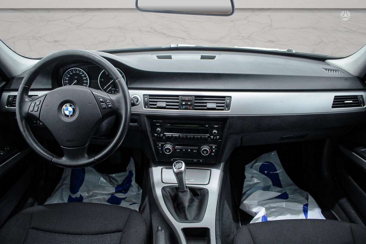 BMW 320, 2.0 l., wagon