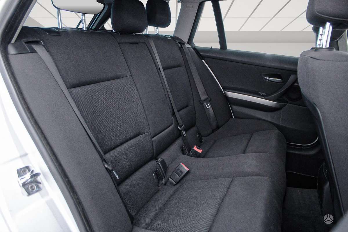BMW 320, 2.0 l., wagon