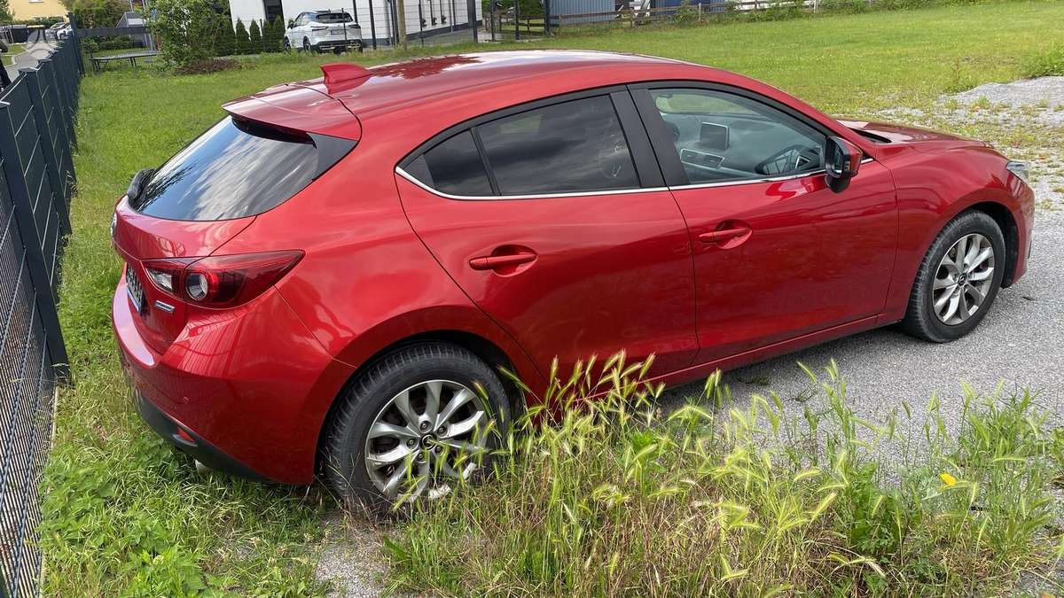 Mazda 3, 2.2 l., hatchback