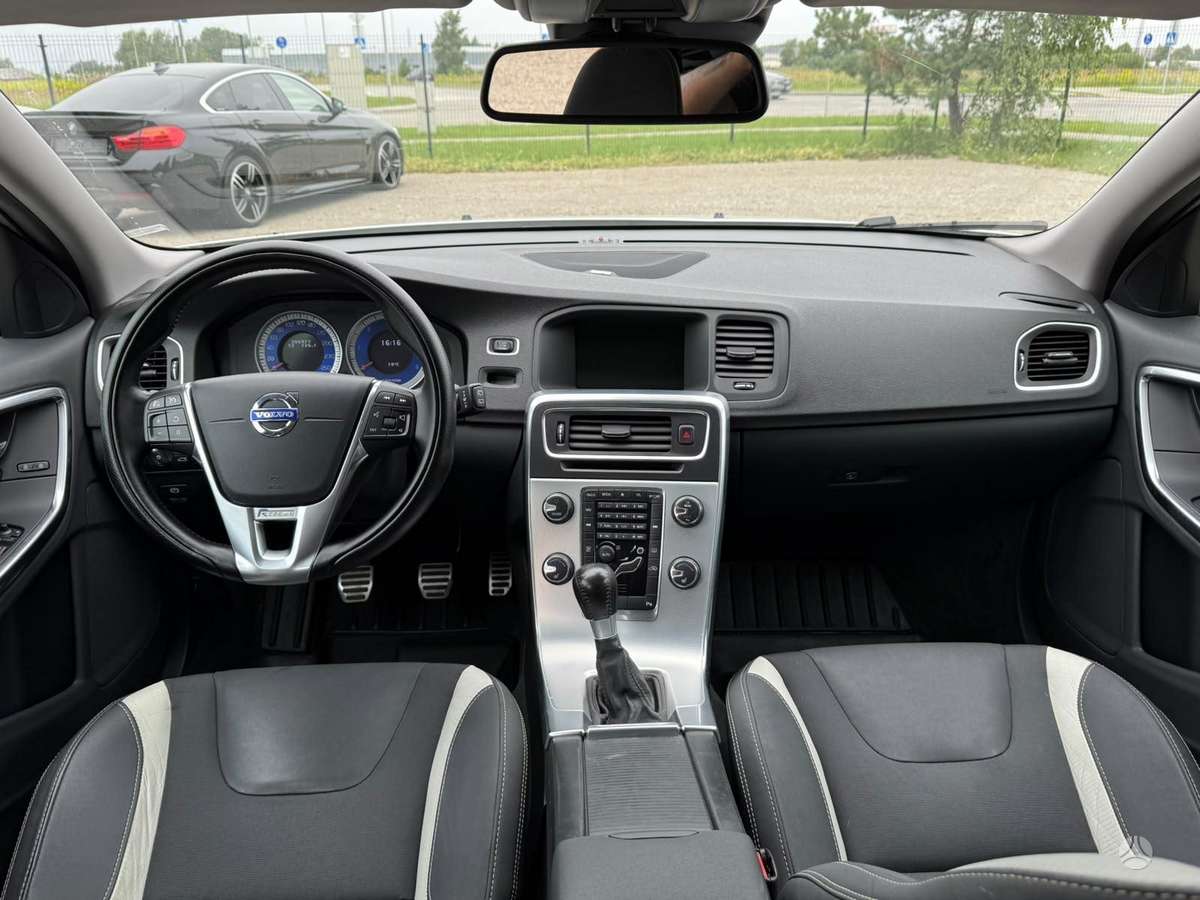 Volvo V60, 2.0 l., Универсал