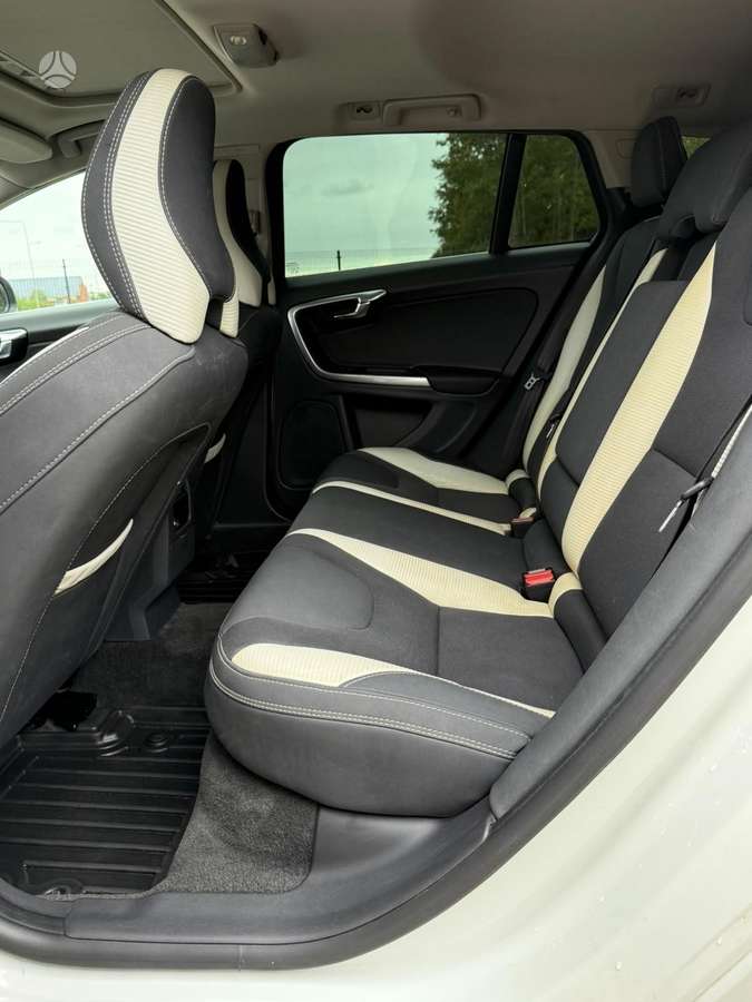 Volvo V60, 2.0 l., Универсал