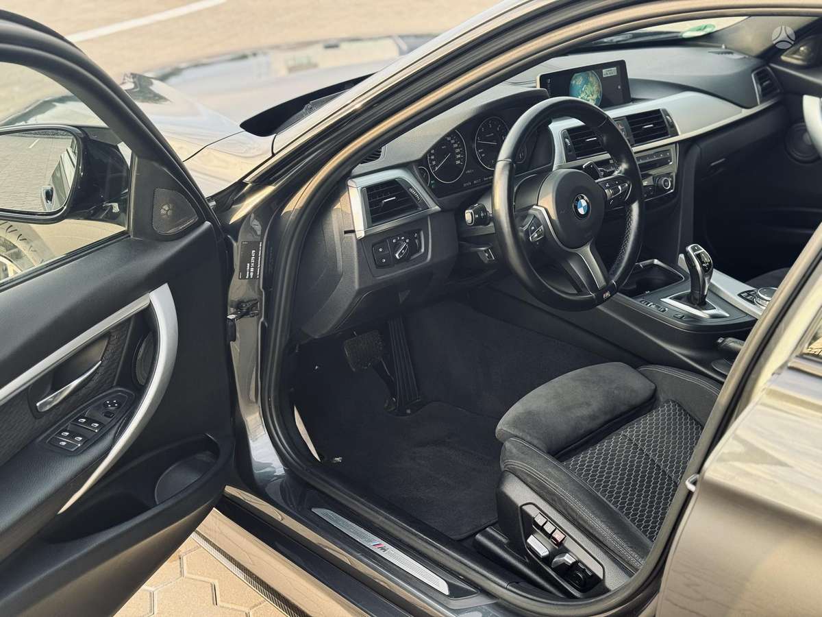 BMW 325, 2.0 l., Седан