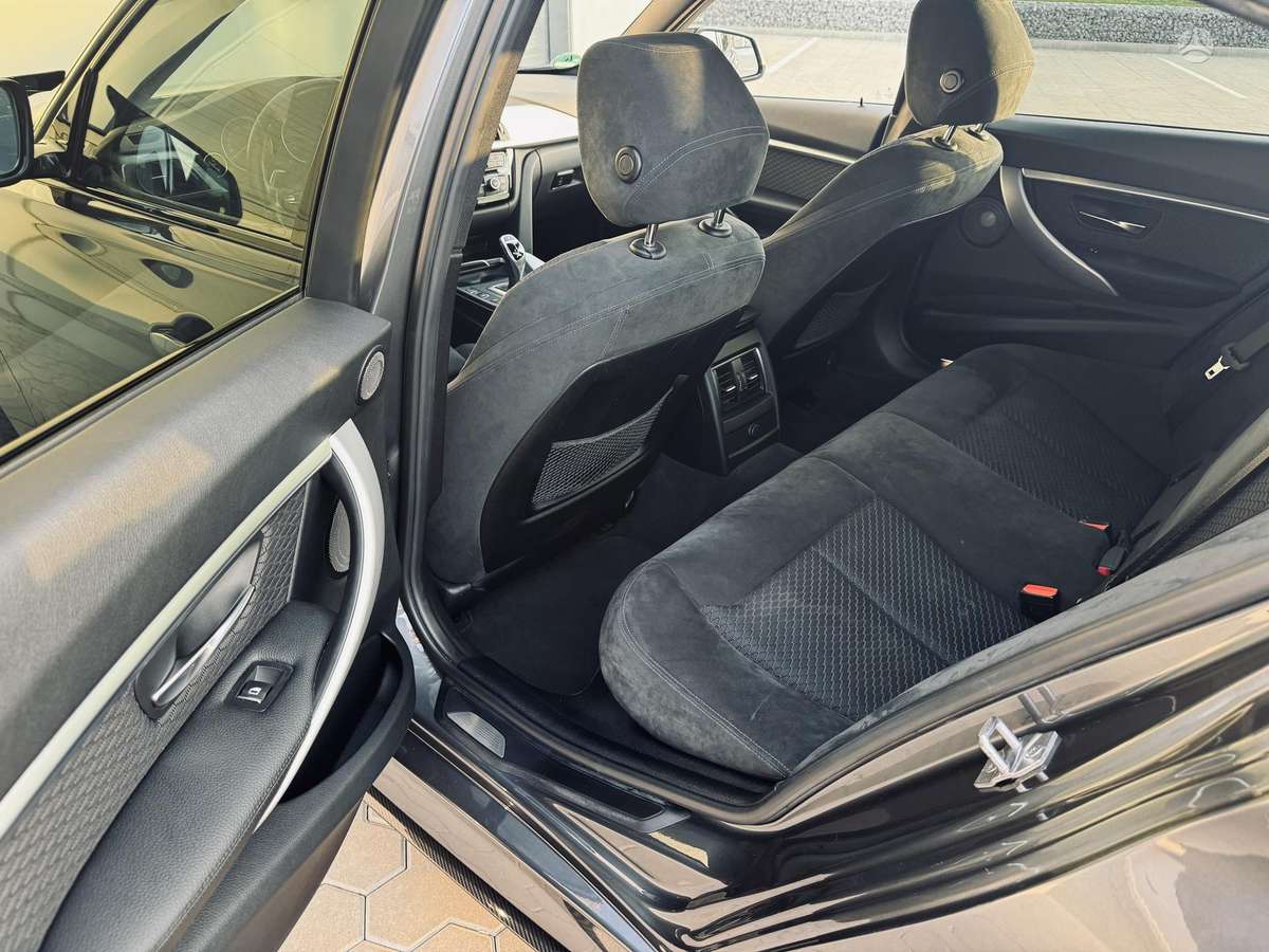 BMW 325, 2.0 l., Седан