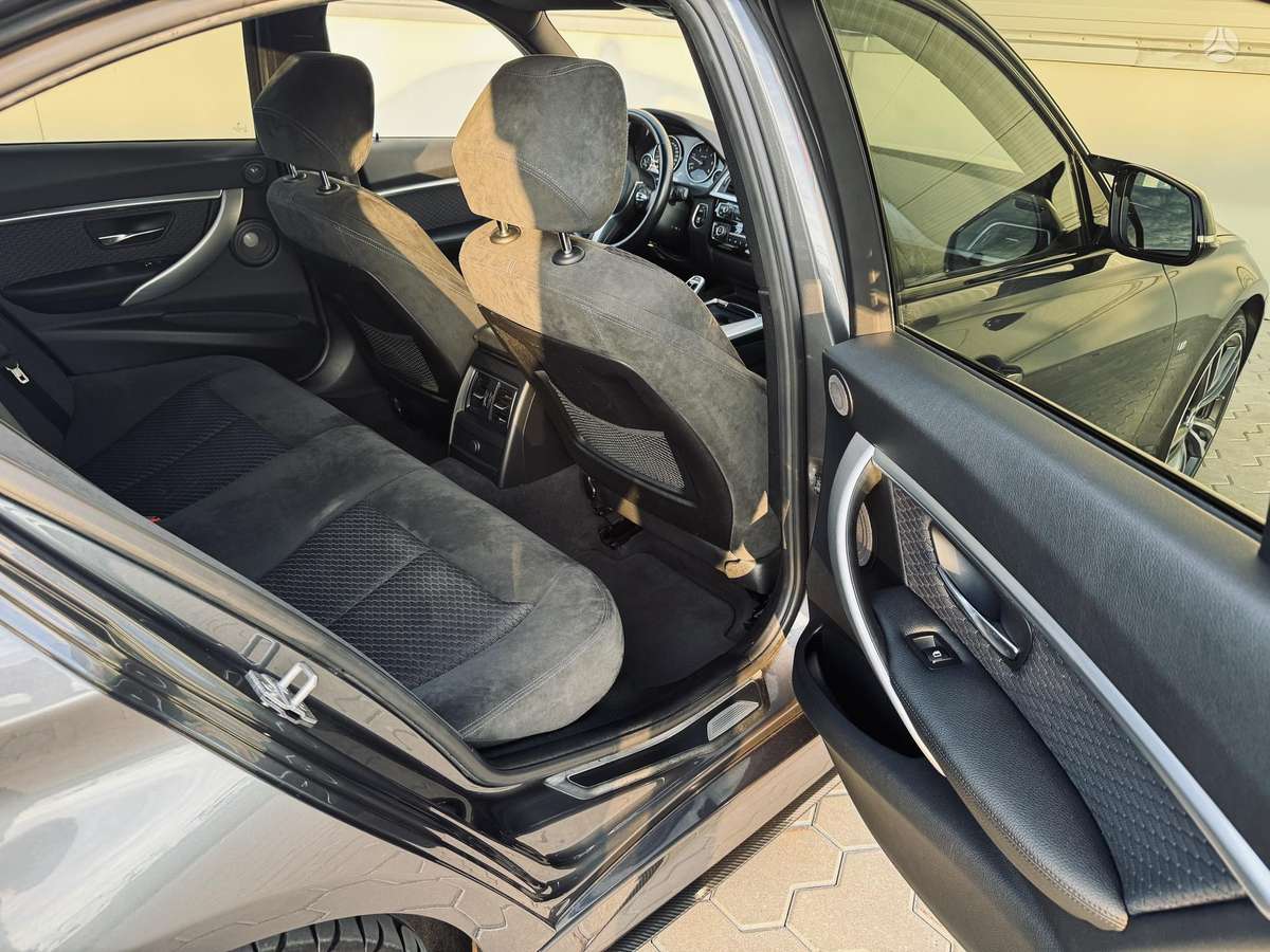 BMW 325, 2.0 l., Седан