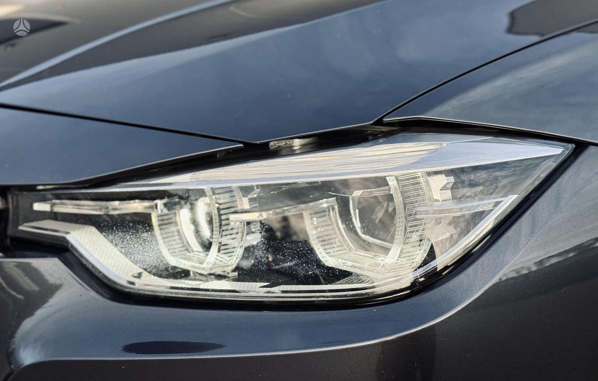 BMW 325, 2.0 l., Седан