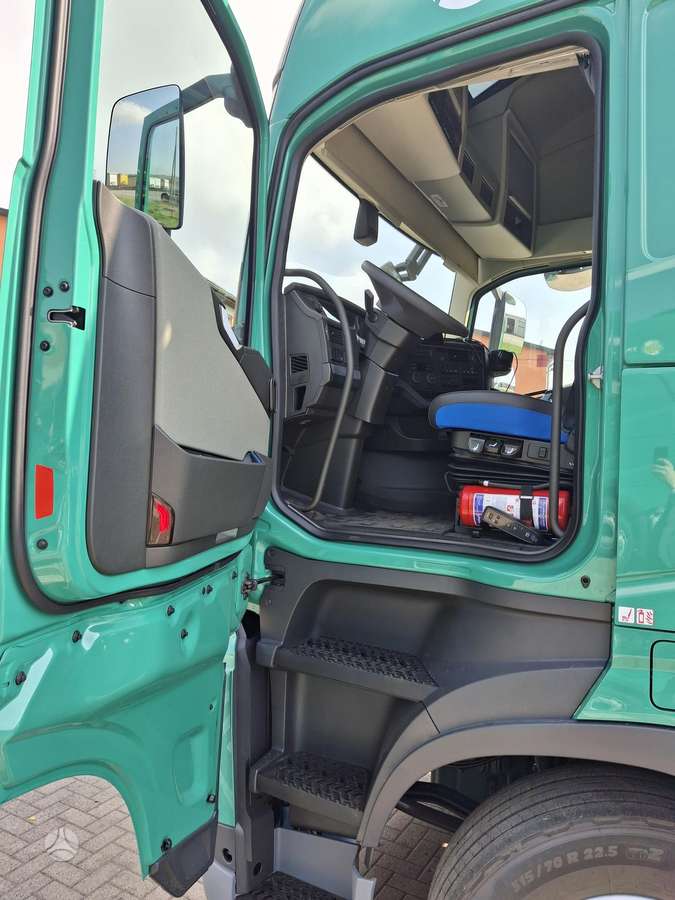 Volvo FH500 XL I-shift, double sleeper