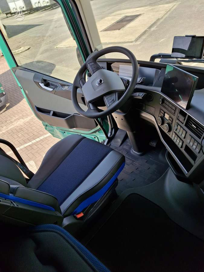 Volvo FH500 XL I-shift, double sleeper