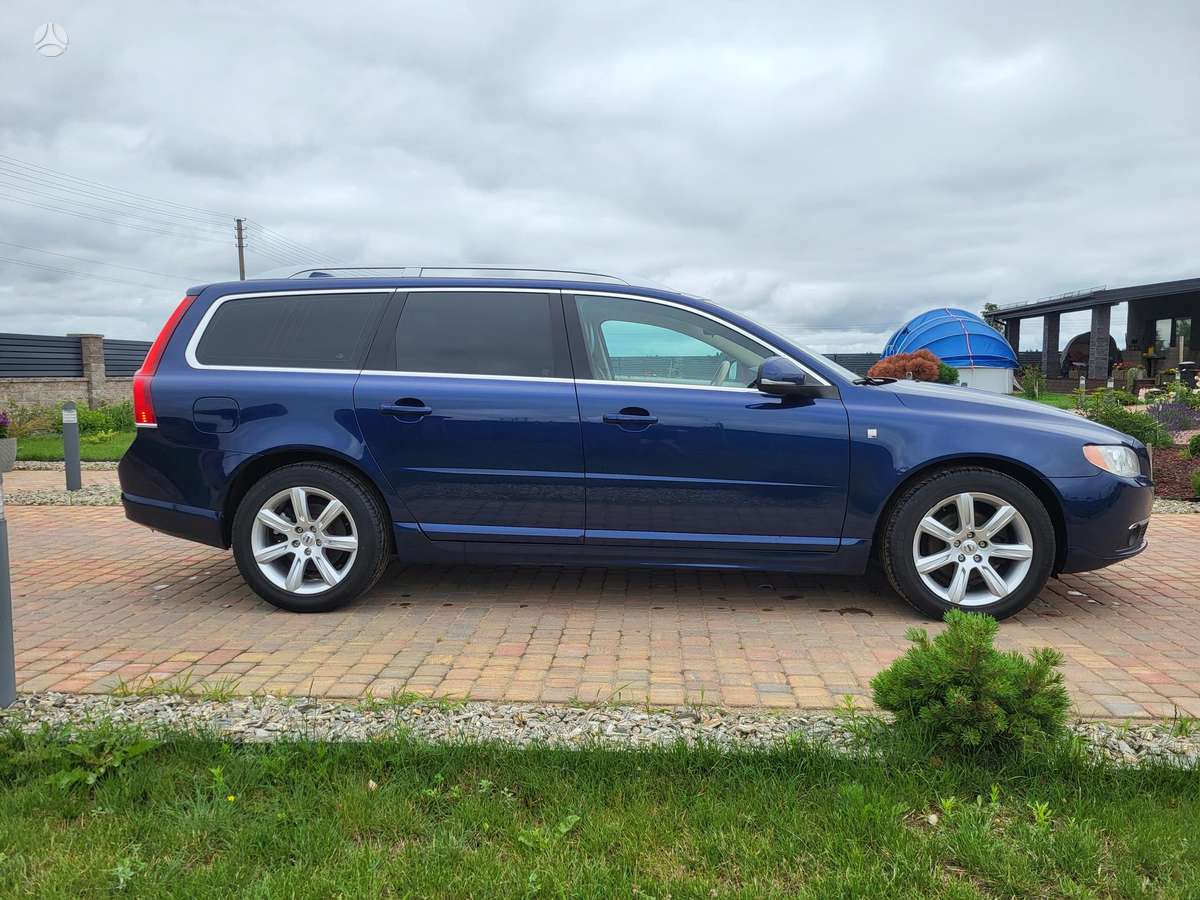 Volvo V70, 2.0 l., Универсал