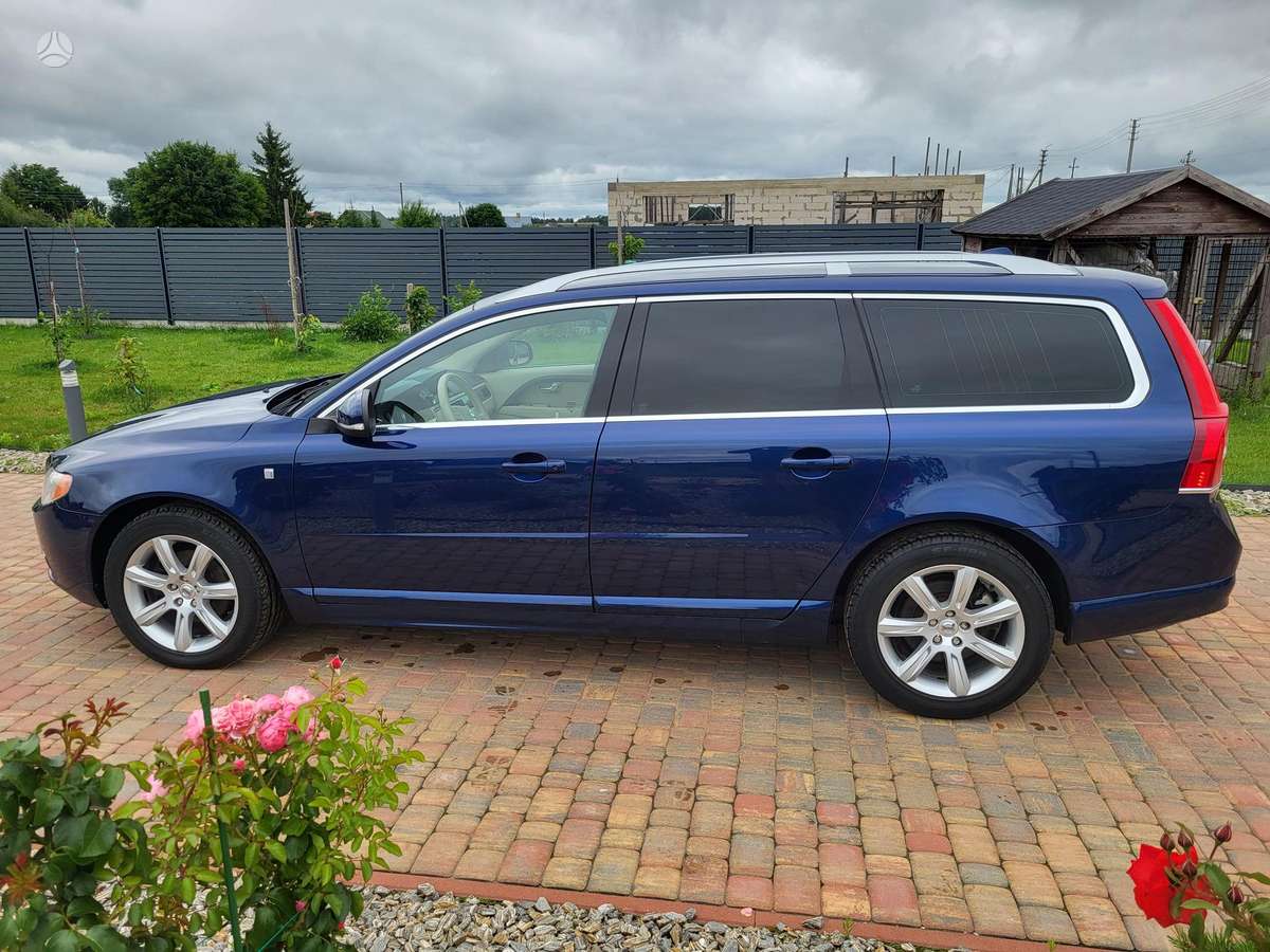 Volvo V70, 2.0 l., Универсал