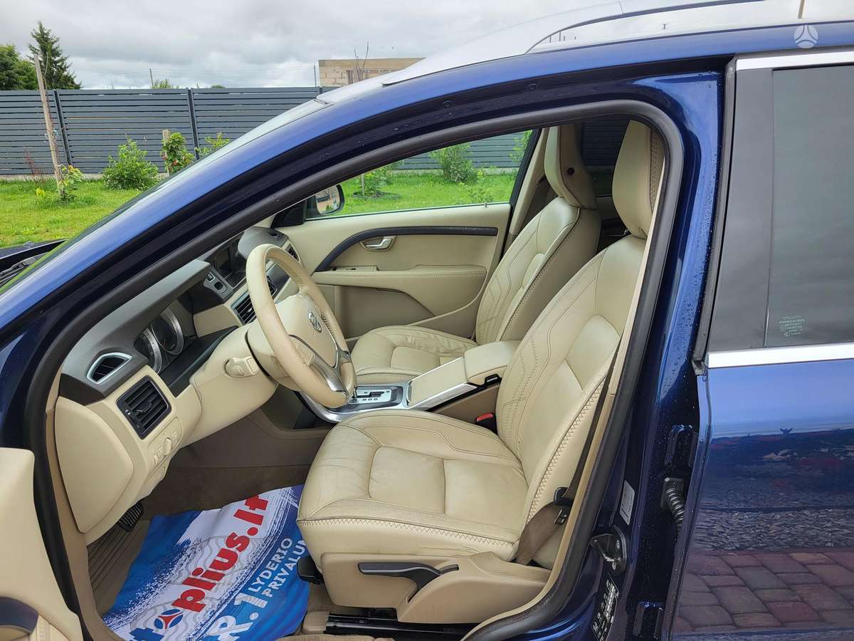 Volvo V70, 2.0 l., Универсал