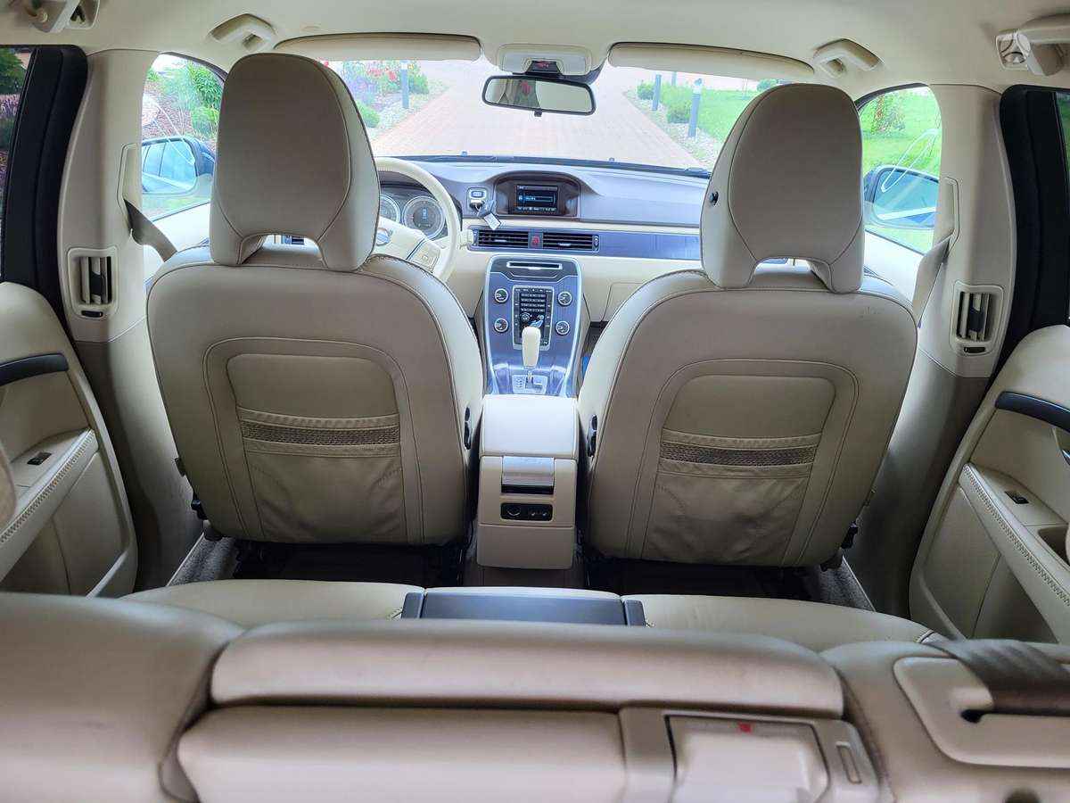 Volvo V70, 2.0 l., Универсал