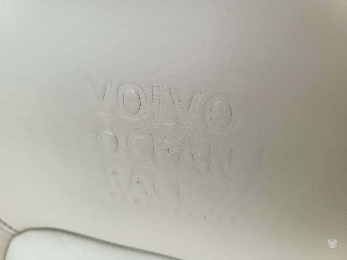 Volvo V70, 2.0 l., Универсал