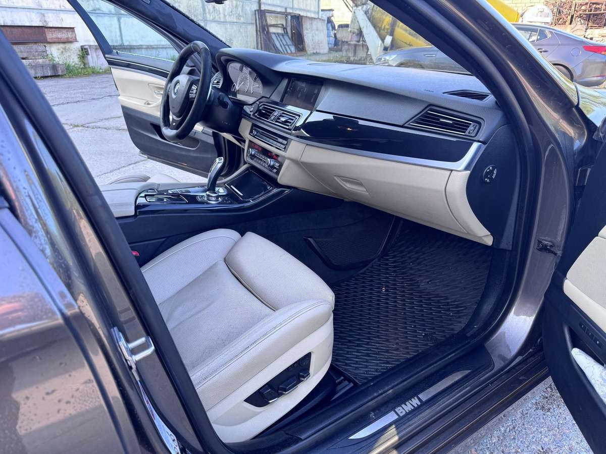 BMW 530, 3.0 l., Универсал