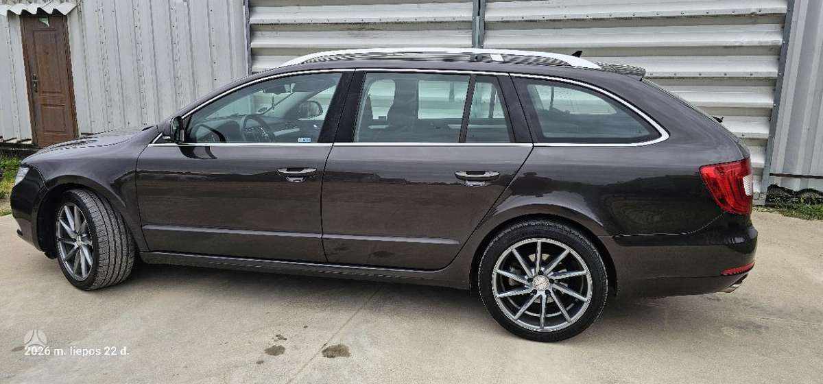 Skoda Superb, 2.0 l., wagon
