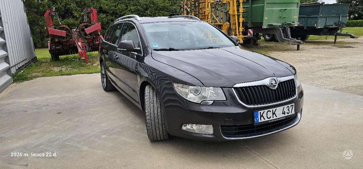 Škoda Superb - 4