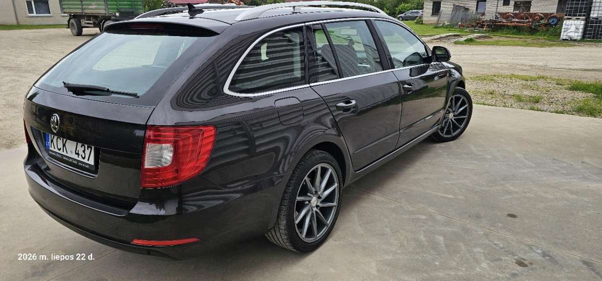 Skoda Superb, 2.0 l., wagon