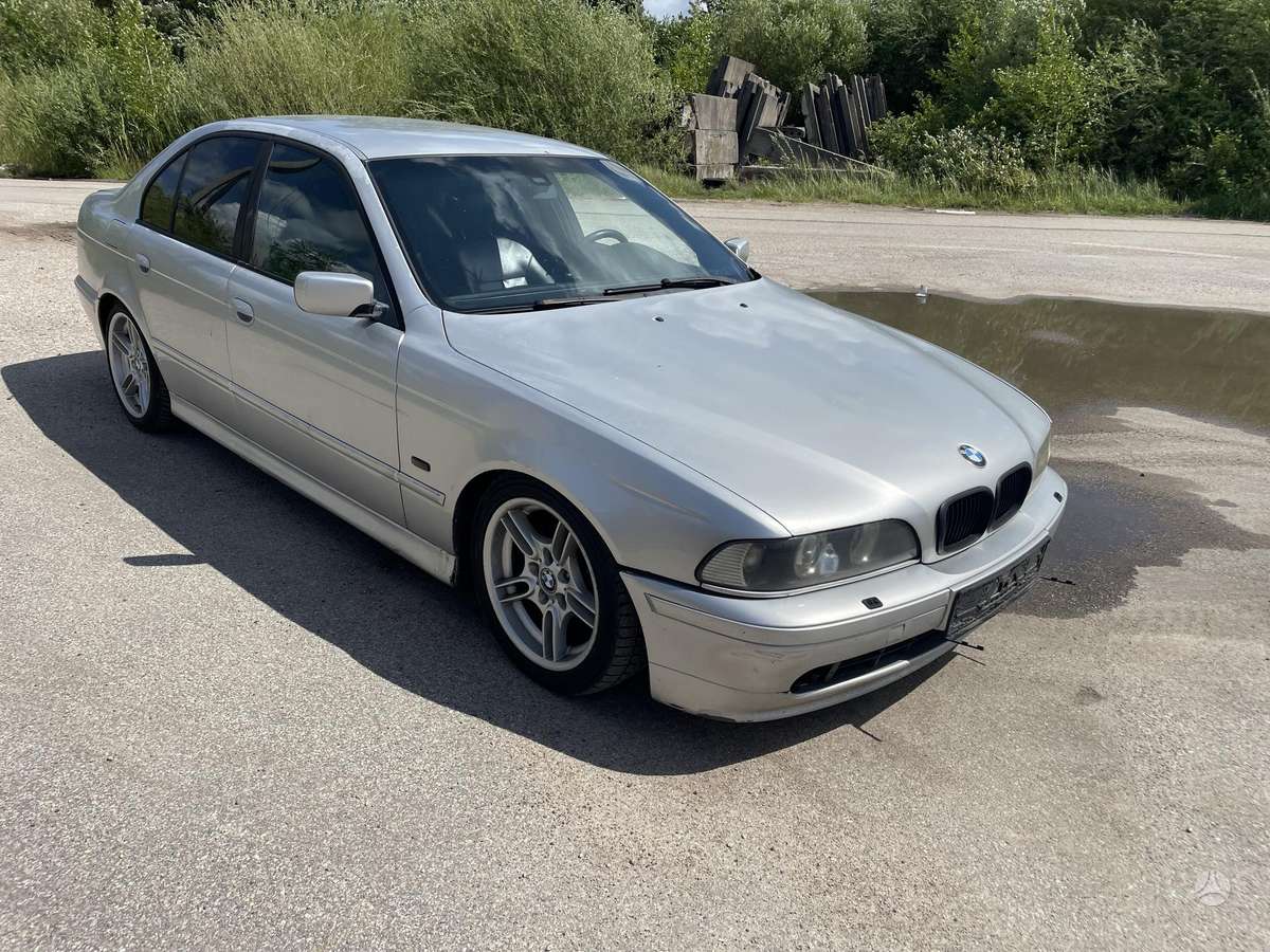 BMW 525, E39, kėbulo dalys