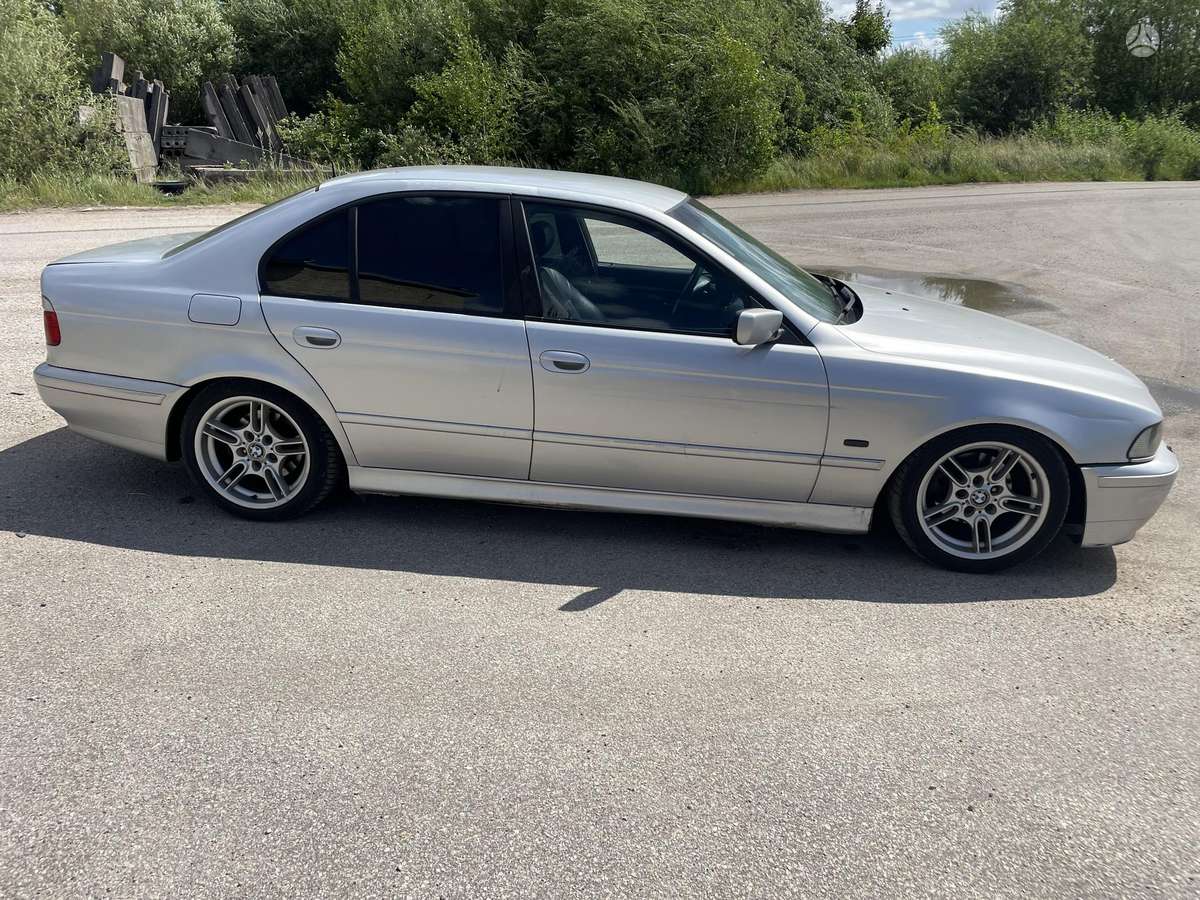 BMW 525, E39, детали кузова