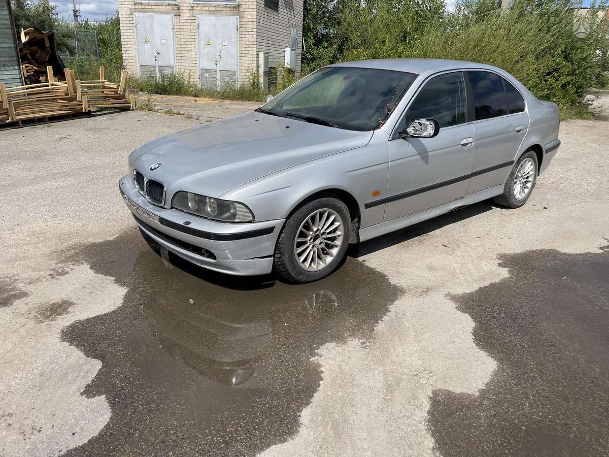 BMW 525, E39, kėbulo dalys
