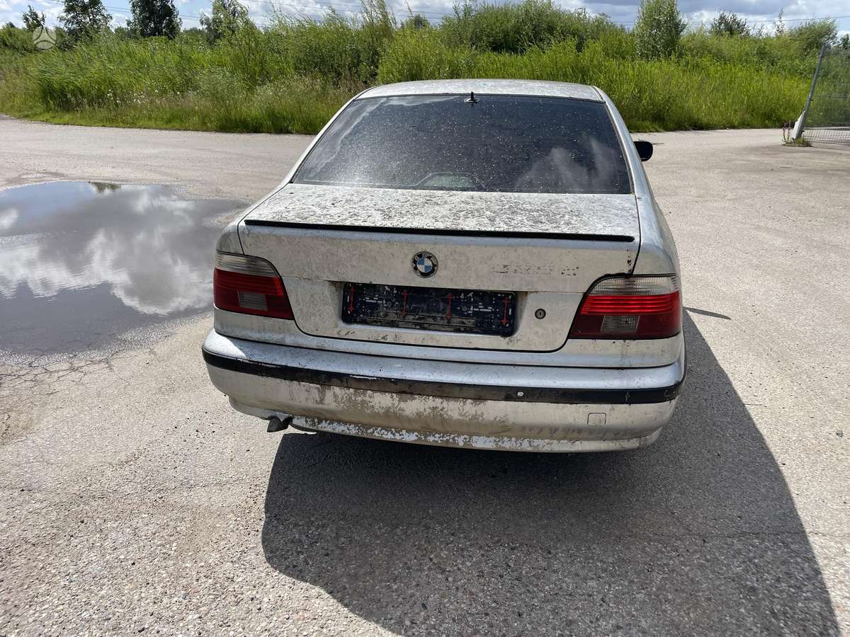 BMW 525, E39, детали кузова