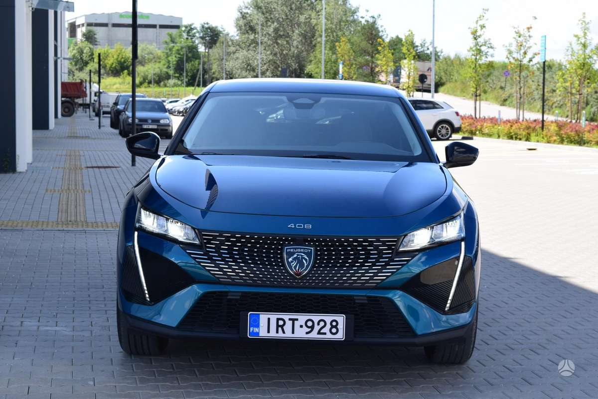 Peugeot 408 - 2