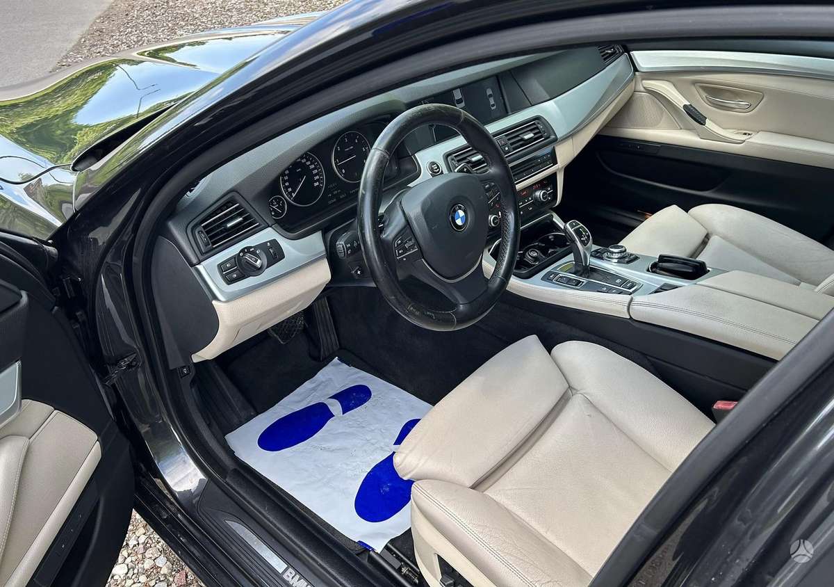 BMW 525, 2.0 l., Седан