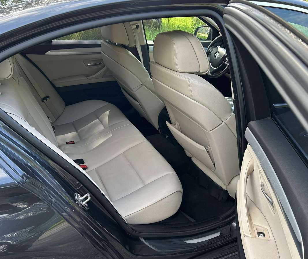 BMW 525, 2.0 l., Седан