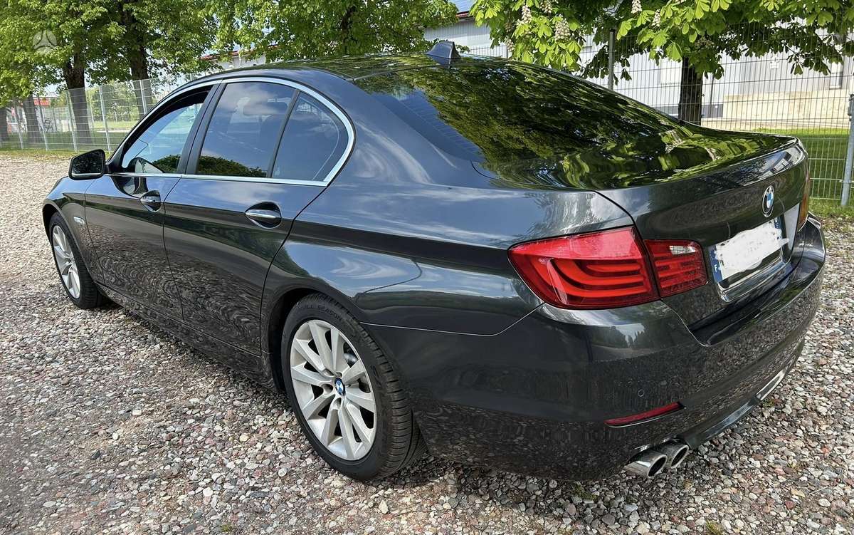 BMW 525, 2.0 l., Седан