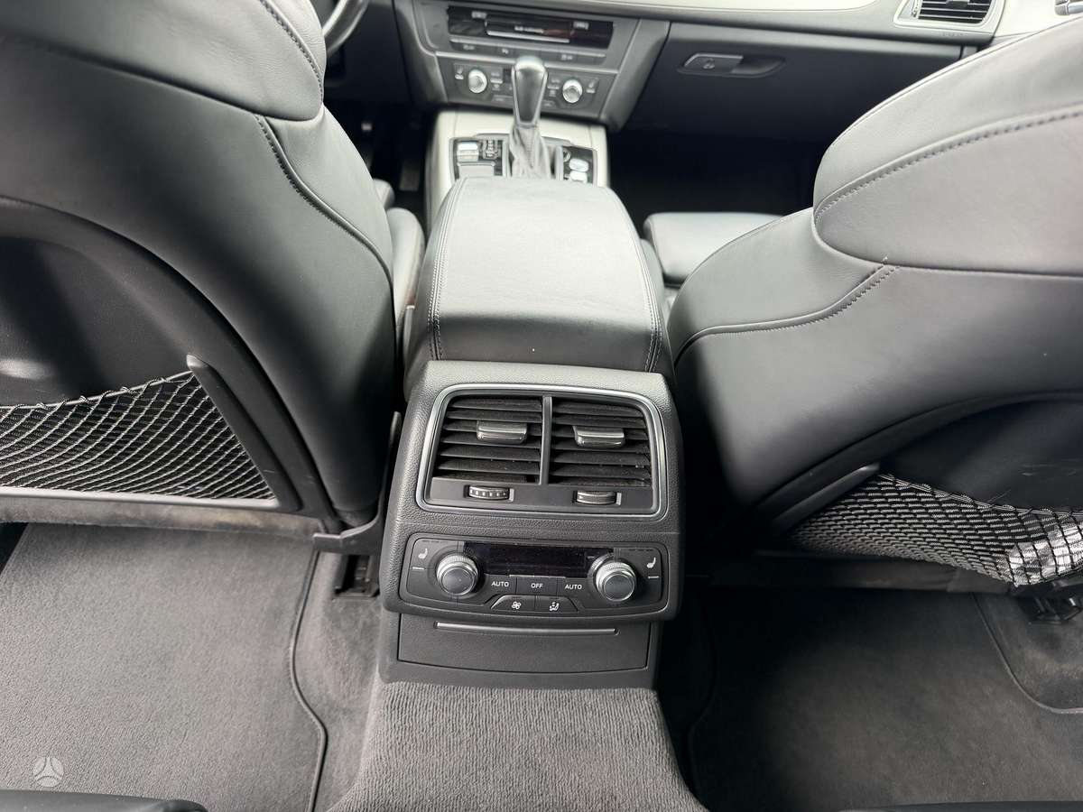 Audi A6, 3.0 l., universalas