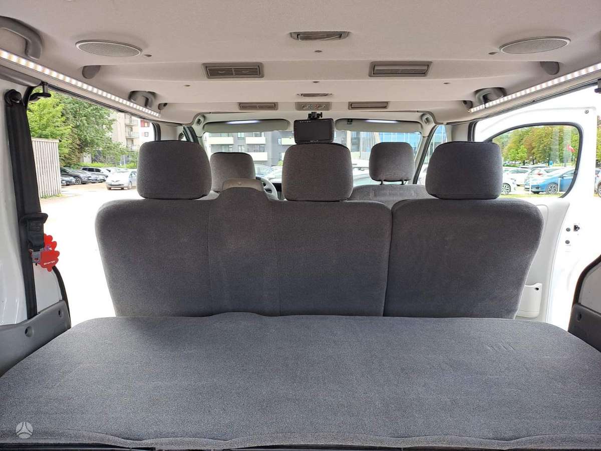 Renault Trafic, 2.0 l., mpv / minivan