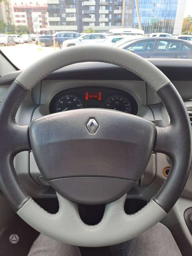 Renault Trafic, 2.0 l., mpv / minivan