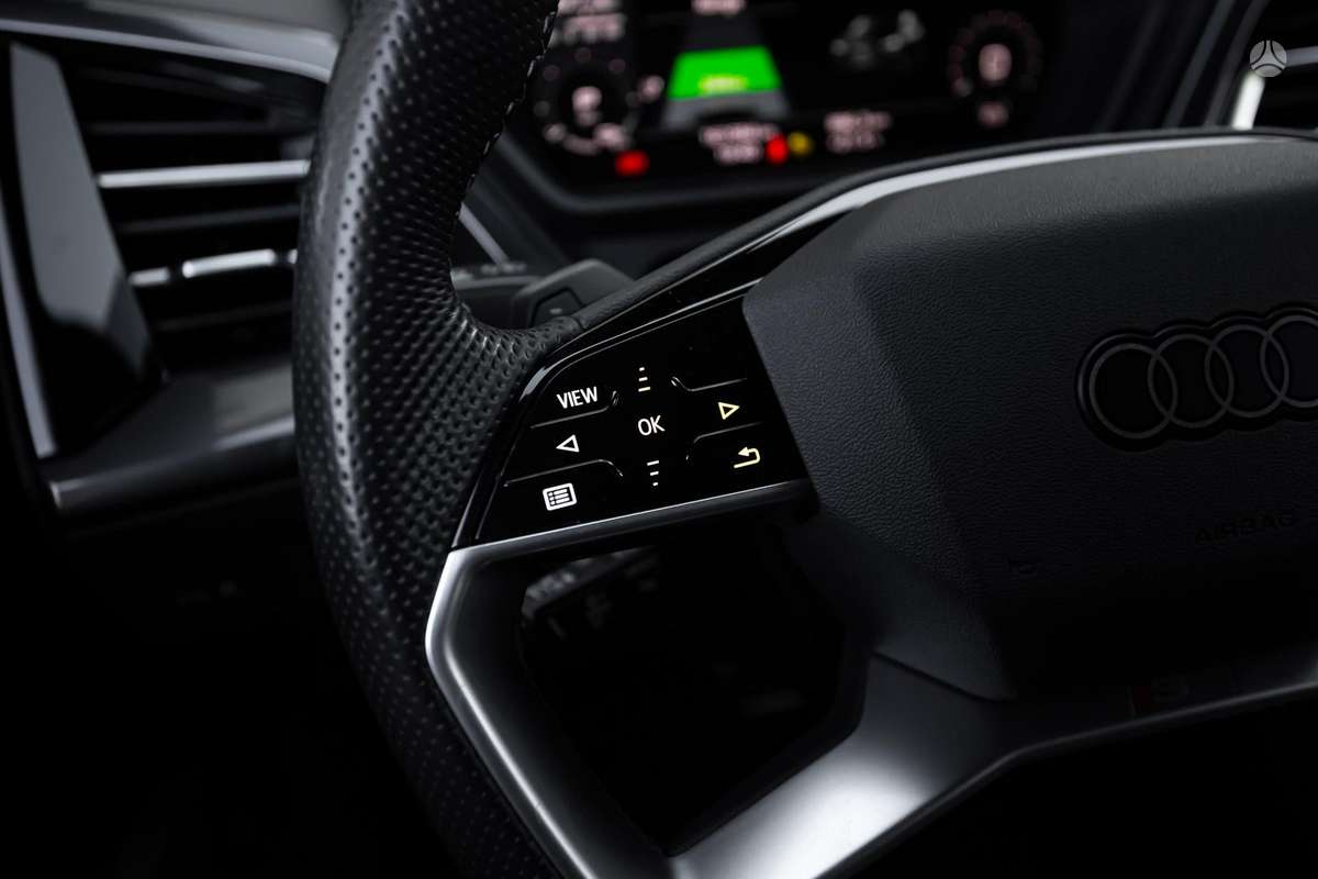 Audi Q4 e-tron, hatchback