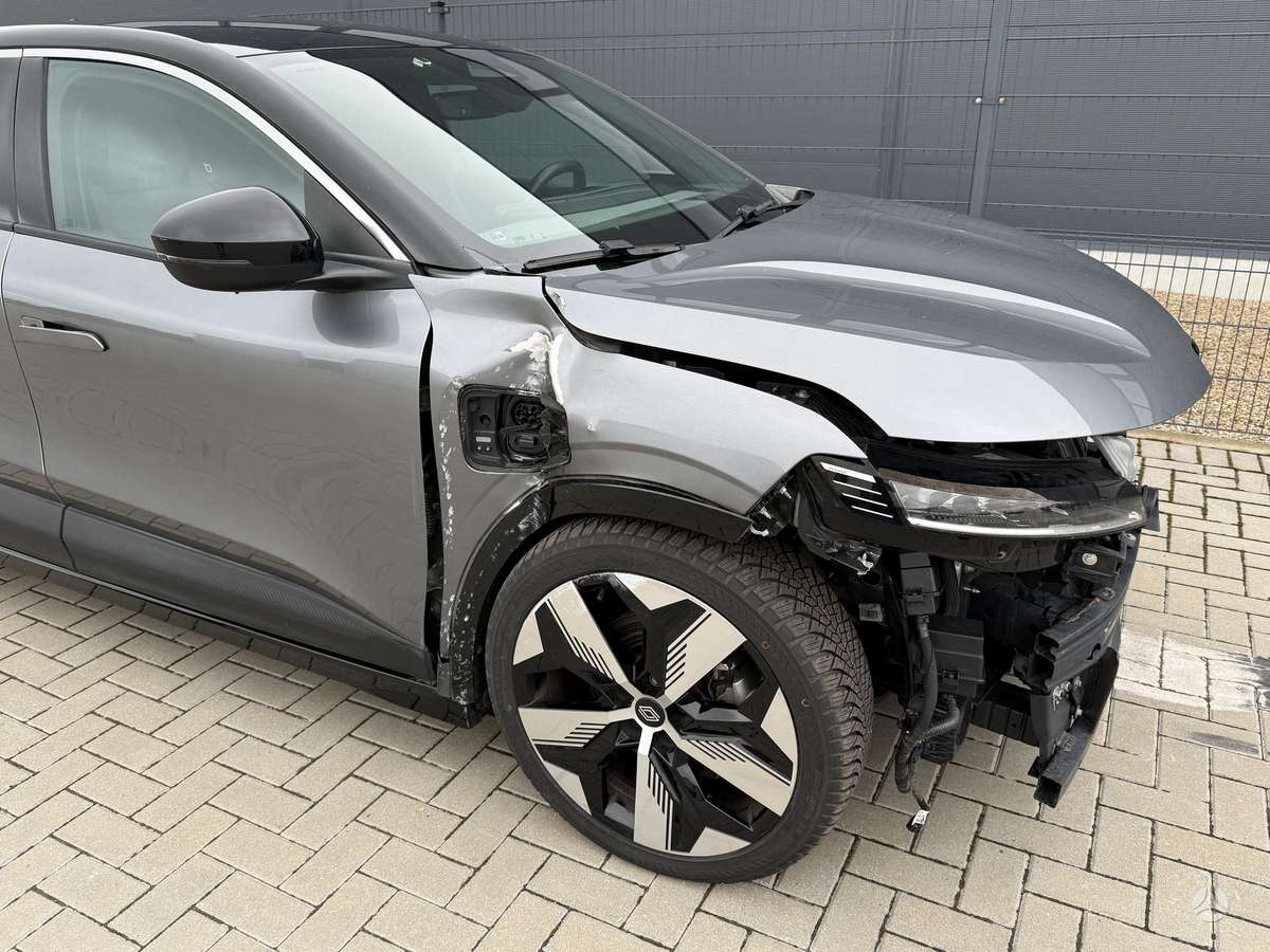 Renault Megane E-Tech, 60 kWh, hatchback