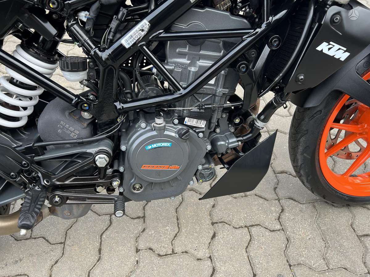 KTM Duke 125cc, street / classic