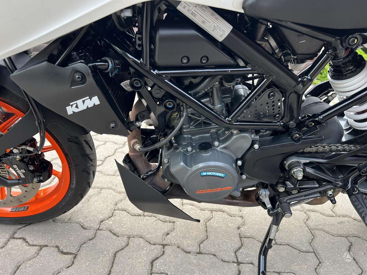 KTM Duke 125cc, street / classic